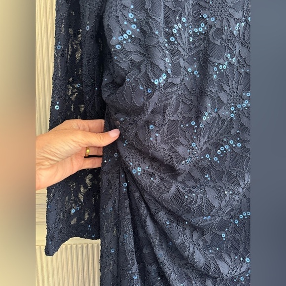 David Meister Midnight Blue Lace with Sequins Dress 16W - Picture 2 of 14